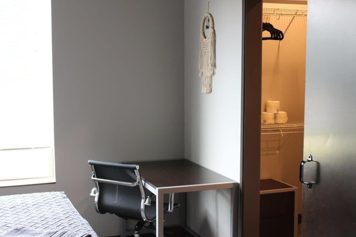 Spacious 2Br Suite Plus Patio Near Iowa State エームズ エクステリア 写真