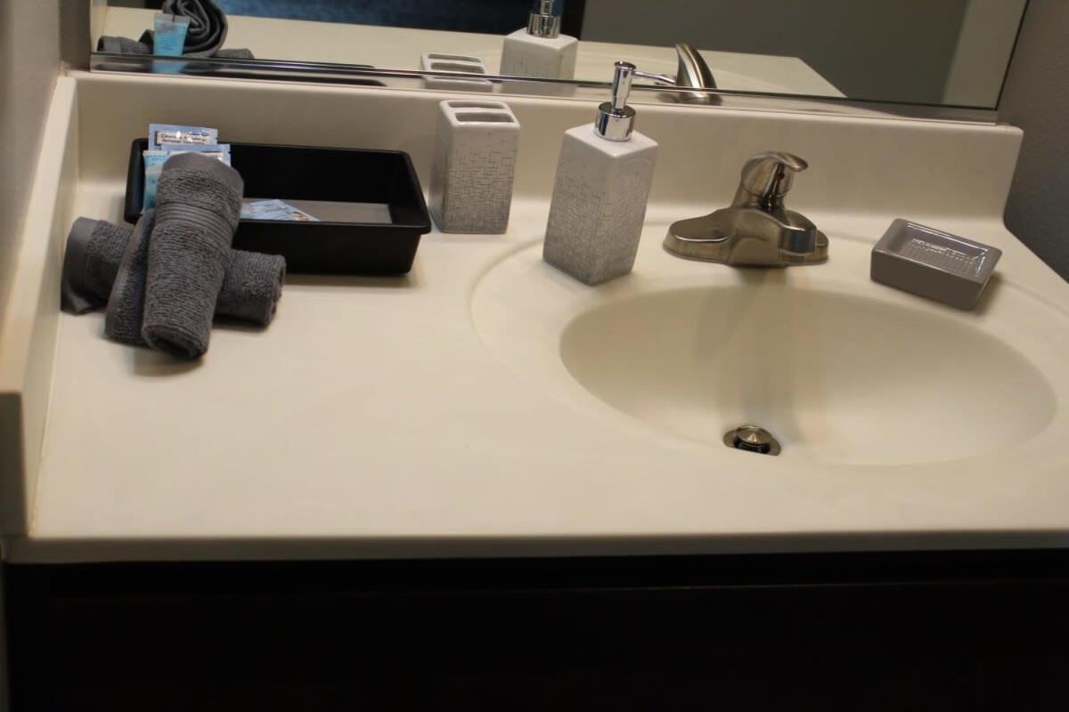Spacious 2Br Suite Plus Patio Near Iowa State エームズ エクステリア 写真